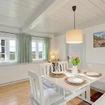 Gorgeous Home In Emmelsbuell Horsbuell With Wifi Prázdninový dům *
